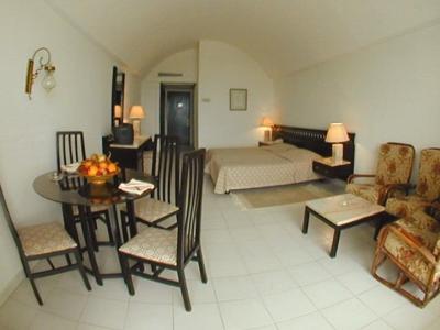 Hotel Kuriat Palace Monasztir Kültér fotó
