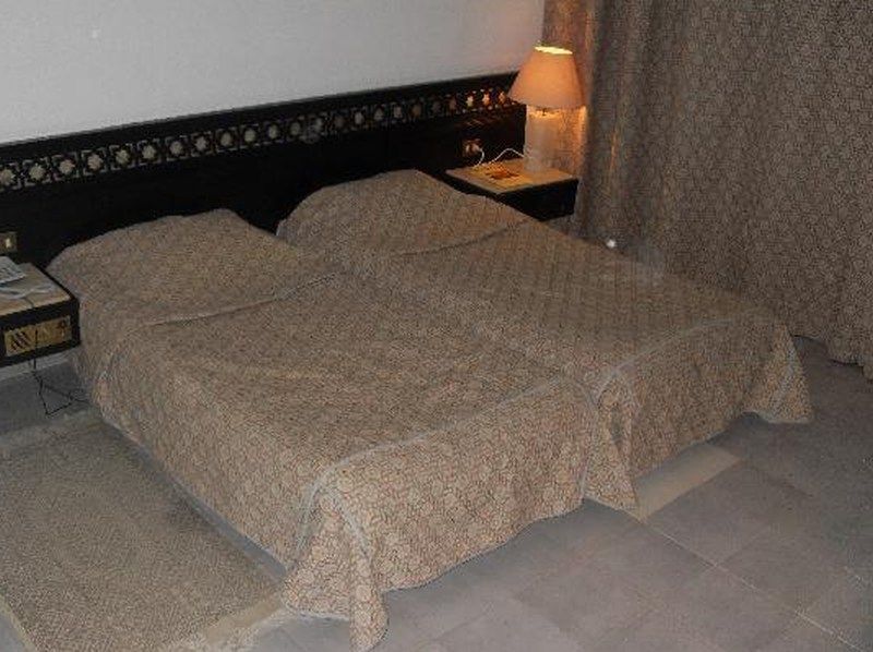 Hotel Kuriat Palace Monasztir Kültér fotó